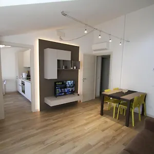 Appartamento Attico Arrighi Italia